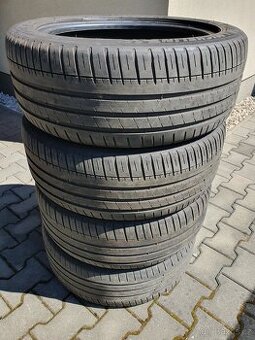 Pneu 245/45 R19 Michelin