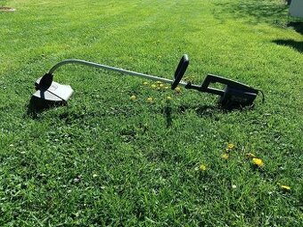 Prodám elektrickou strunovou sekačku Gardena