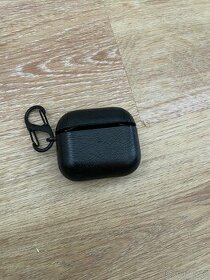 pouzdro - kryt na AirPods (2nd generation) černý