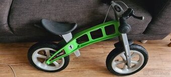 Dětské odrážedlo First Bike