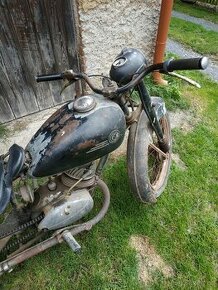 Motocykl CZ 150c_náhradní díly