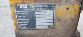 Vibrační válec - nový motor