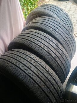 Sada pneu letní 235/55/17 Michelin