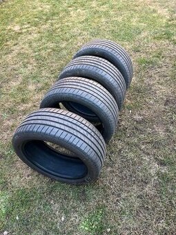 Prodam 4 ks letnich pneu 225/45 R17 Bridgestone Turanza