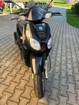 Piaggio carnaby 125
