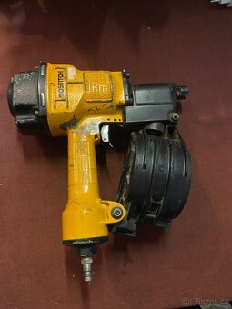 Bostitch hřebíkovačka N57C