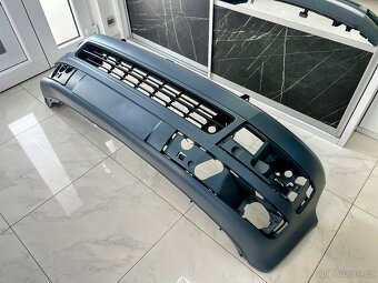 NOVÝ PŘEDNÍ NÁRAZNÍK VW TRANSPORTER T5 / ZASÍLÁME