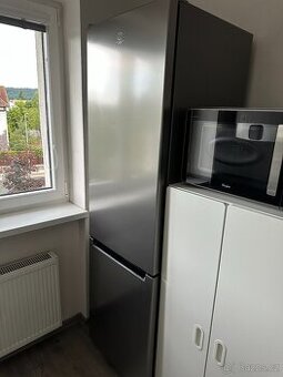 Lednice Indesit LR9 S1Q F X