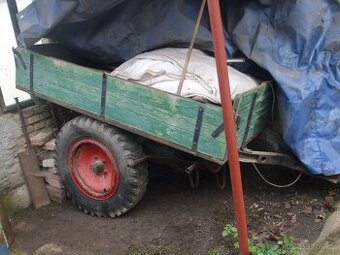 vůz za traktor