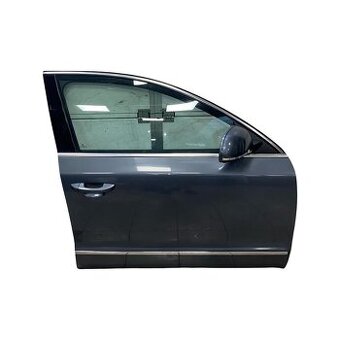 Pravé přední dveře šedá LF8J Škoda Superb 2 r.v. 2008