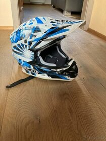 Motocrosová helma Shoei