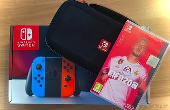 Nintendo Switch + Hra + Cestovní pouzdro