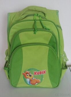Zelený dětský batoh Kubík