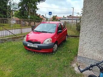 Prodám Toyotu Yaris 1,0l