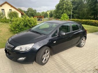 Opel Astra J