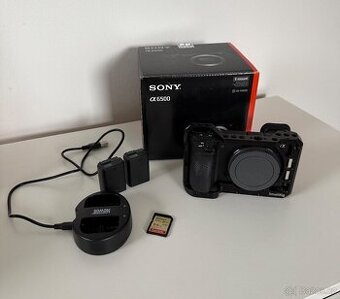 Sony a6500 plus příslušenství