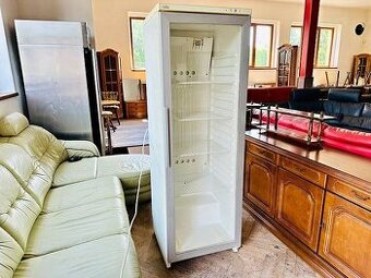 944 Prosklená lednice chladnice vitrína CALEX