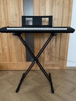 Klávesy Yamaha - 1