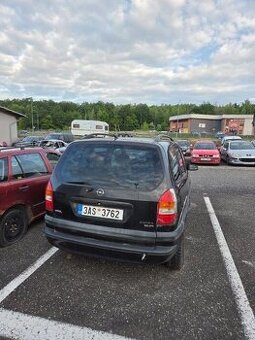 Prodám dily opel zafira 2.0 74 kw 2001