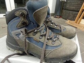 CROSSROAD lady trek kotníkové - výborný stav 