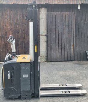 Ručně vedený vysokozdvižný vozík Caterpillar NSV 16 N