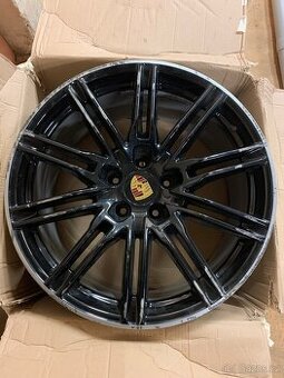 Originální alu kola z Porsche Cayenne Turbo 10Jx21xET 50.