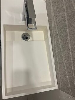 Umyvadlo BLOOK-WW-03 - NOVÉ (zakázková úprava)