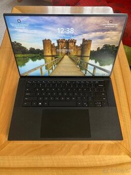 Dell XPS 9520 RTX 3050 Ti  i7-12700H 16GB DDR5 512GB NVMe