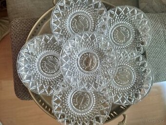 Skleněné talířky