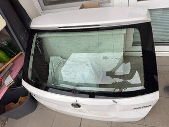 Zadní páté 5-té dveře víko kufru Škoda Fabia 3