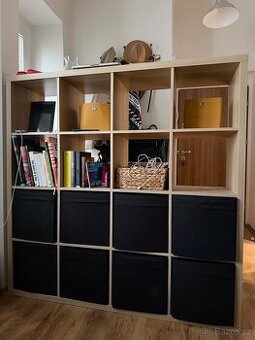 Predám - IKEA KALLAX 4x4 (oddelovaciu stenu)