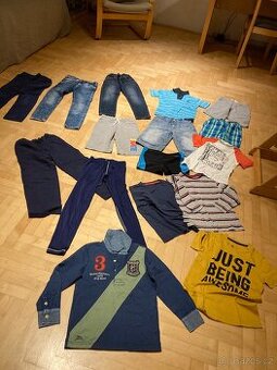 Balík věcí kluk 122,128