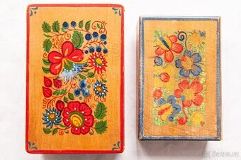 dřevěná malovaná krabička