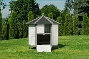 Kurník,slepičárna,pro cca 6 slepic včetně dveří a rampy.