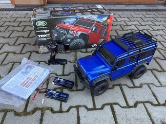 zánovní Traxxas TRX-4 Defender 1:10 modrý + 2x lipo