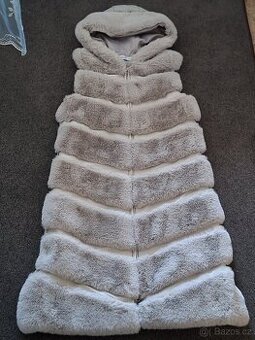 Kožíškova vesta delší 1 krát použita