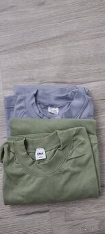 Nové vojenské oblečení