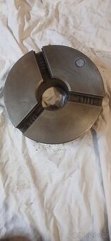 univezální sklíčidlo Tos 250/3