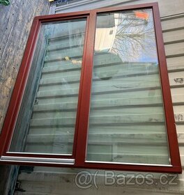 Balkonové dveře s fixem dřevěné 184x220, trojsklo
