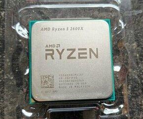 Procesor AMD Ryzen 5 2600X + chladič