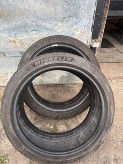 Prodám letní pneu 235/40/R18