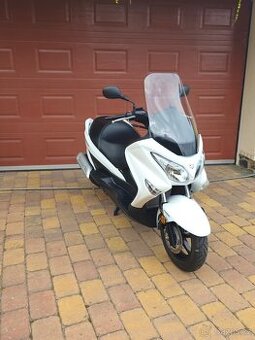 Suzuki Burgman 125 ABS
