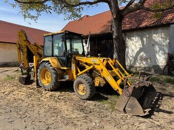 Traktorbagr 4x4
