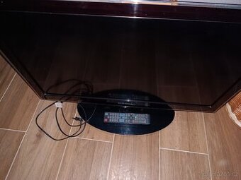 TV Samsung - UE32C4000