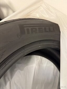 Pirelli p zero sport car 255/55r19 - 1