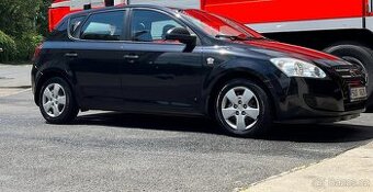 Kia Ceed CRDi 1.6 85kW 2008