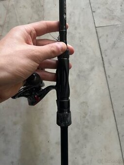 Prodám prut na privlac fox street fighter - 1