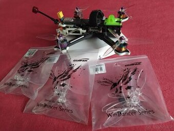 Fpv dron 5´´ palec analog