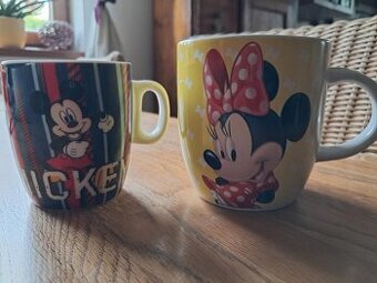 Další dva hrnky - Mickey a Minie