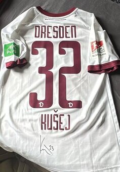 Podepsaný dres Kušeje - 1